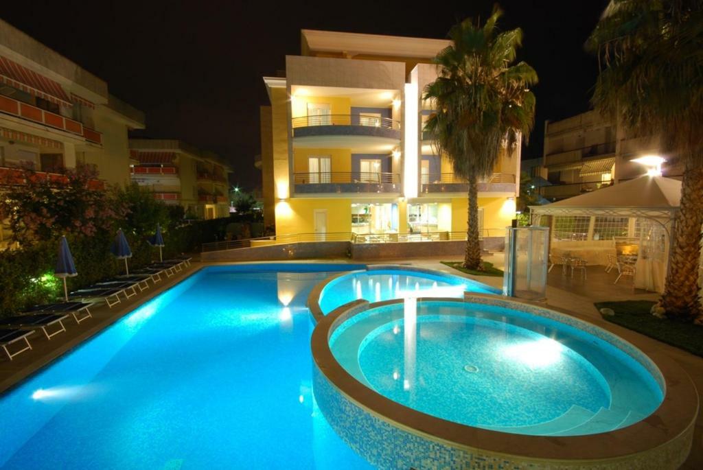 Mare Blu Residence Martinsicuro Dış mekan fotoğraf